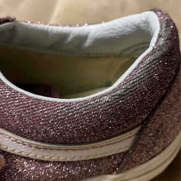 Same Day Shipping Vans Pink Sneakers size 6 with White Side Stripe Thick Laces - Picture 7 of 8